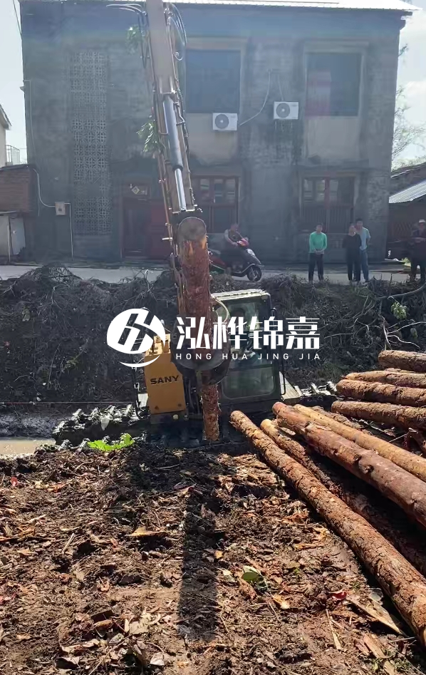 南昌河道清淤專業(yè)施工-履帶式挖機清理河道更方便嗎？