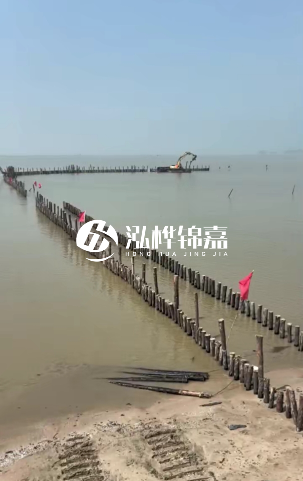 菏澤河道清淤專業(yè)施工-打完松木樁后清理淤泥是否會影響穩(wěn)定性？